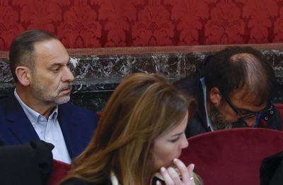 El PSOE asegura que García-Page rechazó las mascarillas de Ábalos durante la pandemia