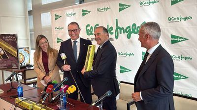 El Corte Inglés presenta su clásico Bastón de Mondas de Talavera