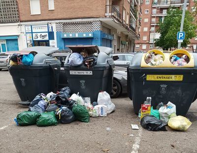 La basura se vuelve a acumular en Talavera en plena semana de Mondas