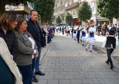 La Mondilla reúne a 2.000 escolares y refuerza el arraigo de las Mondas en Talavera