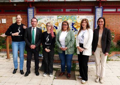 Tita García plantea aumentar la partida para centros educativos en los presupuestos de 2026