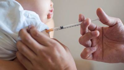 CLM adquiere 15.000 dosis para inmunizar a bebés frente al virus respiratorio sincitial