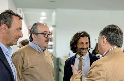 El Gobierno regional y el sector del transporte trabajan juntos por la incorporación de nuevos conductores