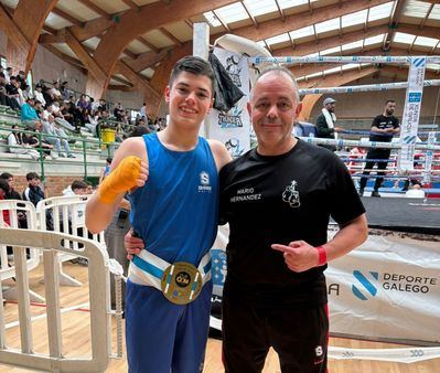 Mario Hernández conquista el Open Internacional Villa de Marín