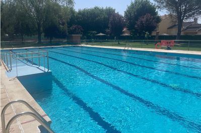 Gamonal alerta de que su piscina podría no abrir este verano