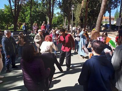 Álvaro Montes conquista Olías del Rey: copla, talento y pasión