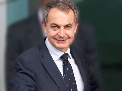 García-Page, “de piedra” tras conocer la investigación a Zapatero en el Caso Plus Ultra
