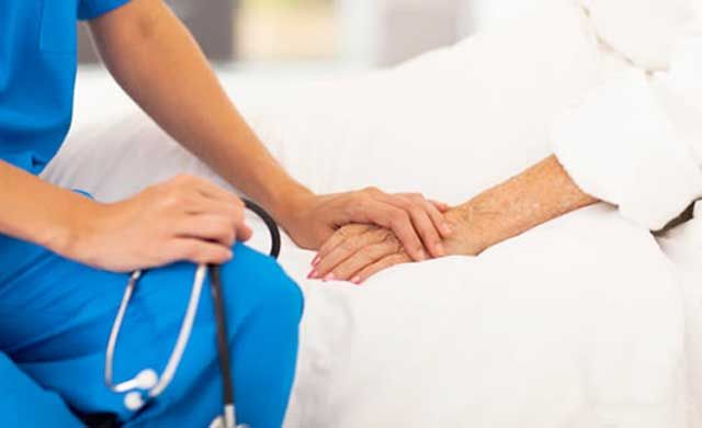 CLM creará la figura de enfermero especialista en salud mental