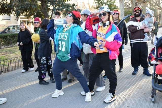 Música y color: Protagonistas del carnaval en el Clemente Palencia