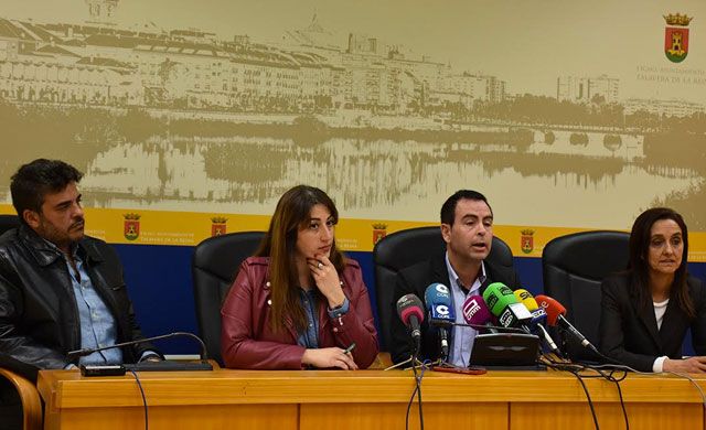 PSOE y Ganemos acusan a Ramos de garantizar su 'tranquilidad' con dinero público