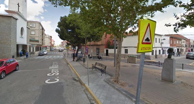 Embiste la terraza de un bar atropellando a una mujer embarazada