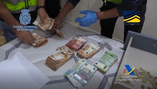 Desarticulada una organización criminal considerada como la mayor entidad financiera del narcotráfico en Europa