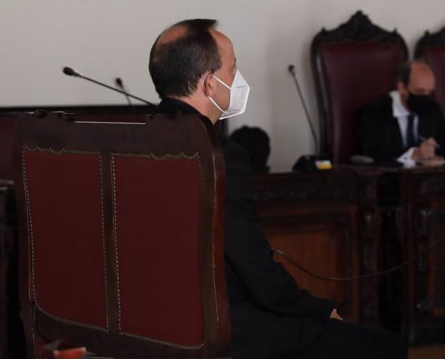 Ya ha comenzado a puerta cerrada el juicio contra el sacerdote de Talavera
