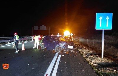 Una mujer queda atrapada en su vehículo tras una colisión múltiple