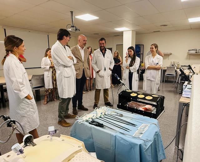 CLM refuerza la formación quirúrgica con un nuevo aula de simulación