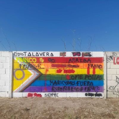 Nuevo acto vandálico contra el mural con la bandera LGTBI
