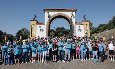 Más de 300 personas participan en la 'XIV Vía Verde por la Integración' en Talavera