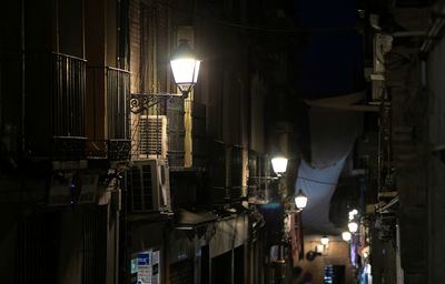 El Ayuntamiento pondrá en marcha un plan de renovación integral del alumbrado con tecnología LED en el Casco Histórico