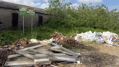 Exigen un plan viario anual de conservación y limpieza ante el estado de suciedad y abandono de los caminos municipales