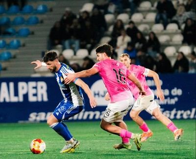 Al Talavera le ganan hasta sin querer