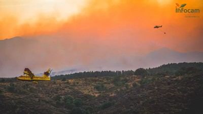 El incendio de La Mierla suma 13.000 hectáreas arrasadas y 21 municipios desalojados