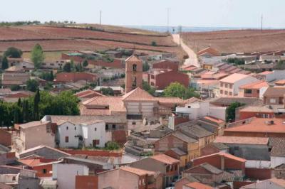 Los vecinos de este pueblo de Toledo patrullan de noche ante la ola de robos