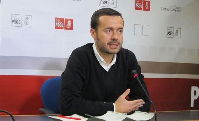 PSOE: 'El 'no' de Podemos responde a razones políticas de líos internos'
