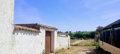 La Ruta de la Peña de la Mora: Un sendero de leyenda en Belvís de la Jara