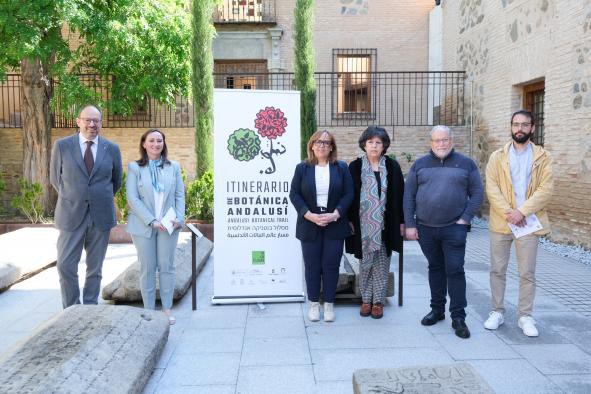 Explora la riqueza de los jardines en los museos de CLM y su conexión con la historia y la cultura regional