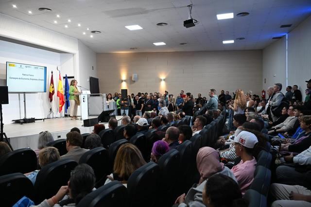 CLM impulsa 52 nuevos puestos de trabajo con programas de FP Dual