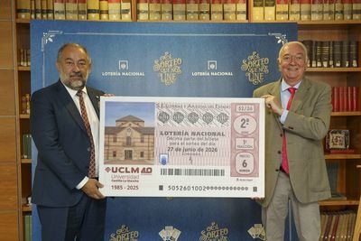 La UCLM celebra su 40 aniversario con un décimo de Lotería Nacional dedicado a su trayectoria