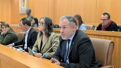 Una propuesta de convenio urbanístico de PP y VOX queda paralizada ante las dudas que ha suscitado en el Pleno Municipal
