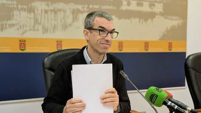 El PSOE reclama medidas urgentes para mejorar el servicio de recogida de residuos