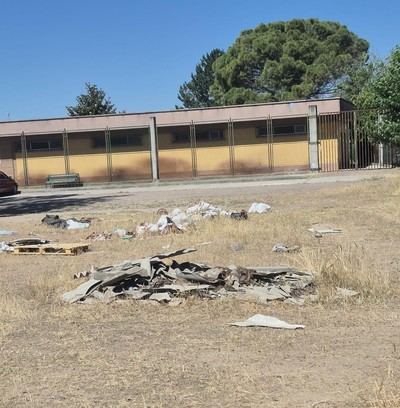 Caos, abandono y falta de previsión en las piscinas municipales tras apenas tres días de apertura