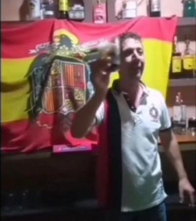 El concejal que brindó ante la bandera franquista dice que "está sacado de contexto" y acusa a prensa y oposición