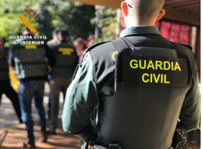 Pelea multitudinaria en plenas Fiestas: hay un hospitalizado y un detenido