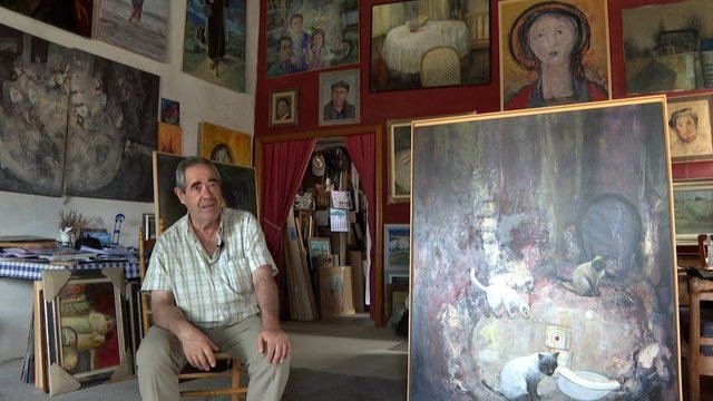 El pintor de San Martín de Montalabán José Luis López Romeral en su taller / EUROPA PRESS