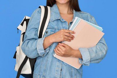 Más de 3.000 estudiantes de la región se examinan para obtener el certificado B1 de idiomas