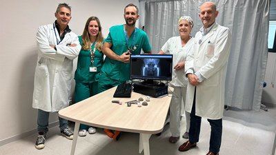 El hospital de Toledo realiza por primera vez una cirugía de prótesis bilateral en una única intervención
