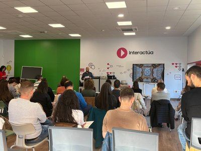 Descubre cómo 47 centros en Castilla-La Mancha están transformando las aulas del futuro