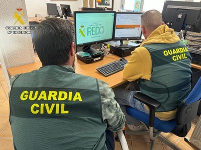 Investigan a tres personas en Fuensalida por difundir mensajes racistas en redes sociales