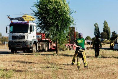 El incendio de La Mierla alcanza las 5.400 hectáreas, deja 600 evacuados y sigue lejos de controlarse
