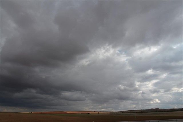 La ciclogénesis explosivo 'Gabriel' azotará España con lluvia, viento y nieve