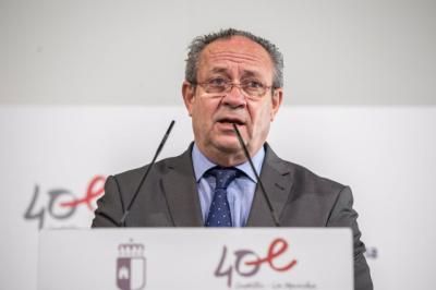 El Consejo de Gobierno aprueba la ley que elimina 19 tasas y baja impuestos