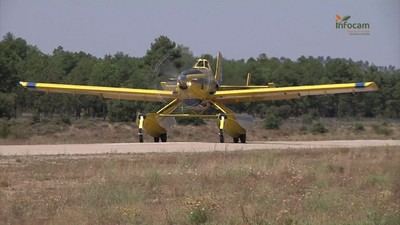 CLM moviliza un avión anfibio para colaborar en la extinción del incendio de Murcia