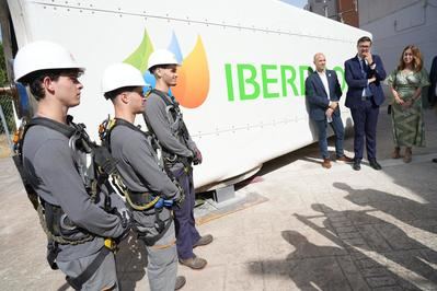 Iberdrola refuerza la FP con equipamiento eólico de última generación