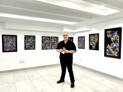 “Del negro a los recuerdos”, el universo simbólico del artista talaverano Ricardo Fernández