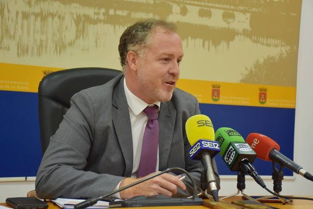 Carrillo: “El Gobierno Local deja ‘solares muertos’ mientras crece la falta de vivienda”