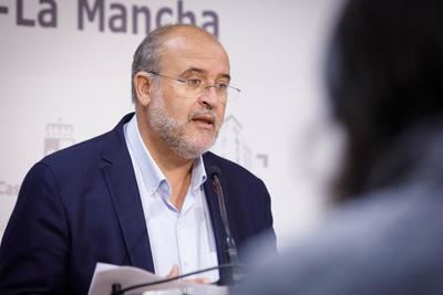 CLM bonificará el canon del agua y suprimirá tasas en 2026