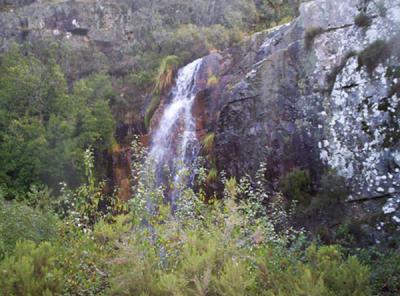 Tragedia en Las Hunfrías: fallece una mujer de 48 años tras caer de una cascada